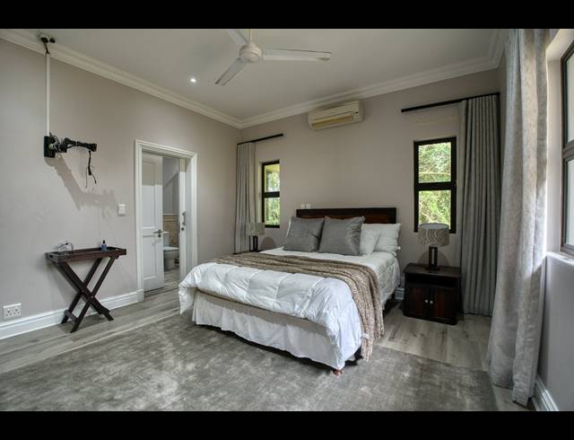 5 BEDROOM HOUSE TO LET IN ZIMBALI ESTATE